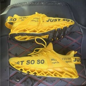 Just So So Mens Athletic Shoes Size 13